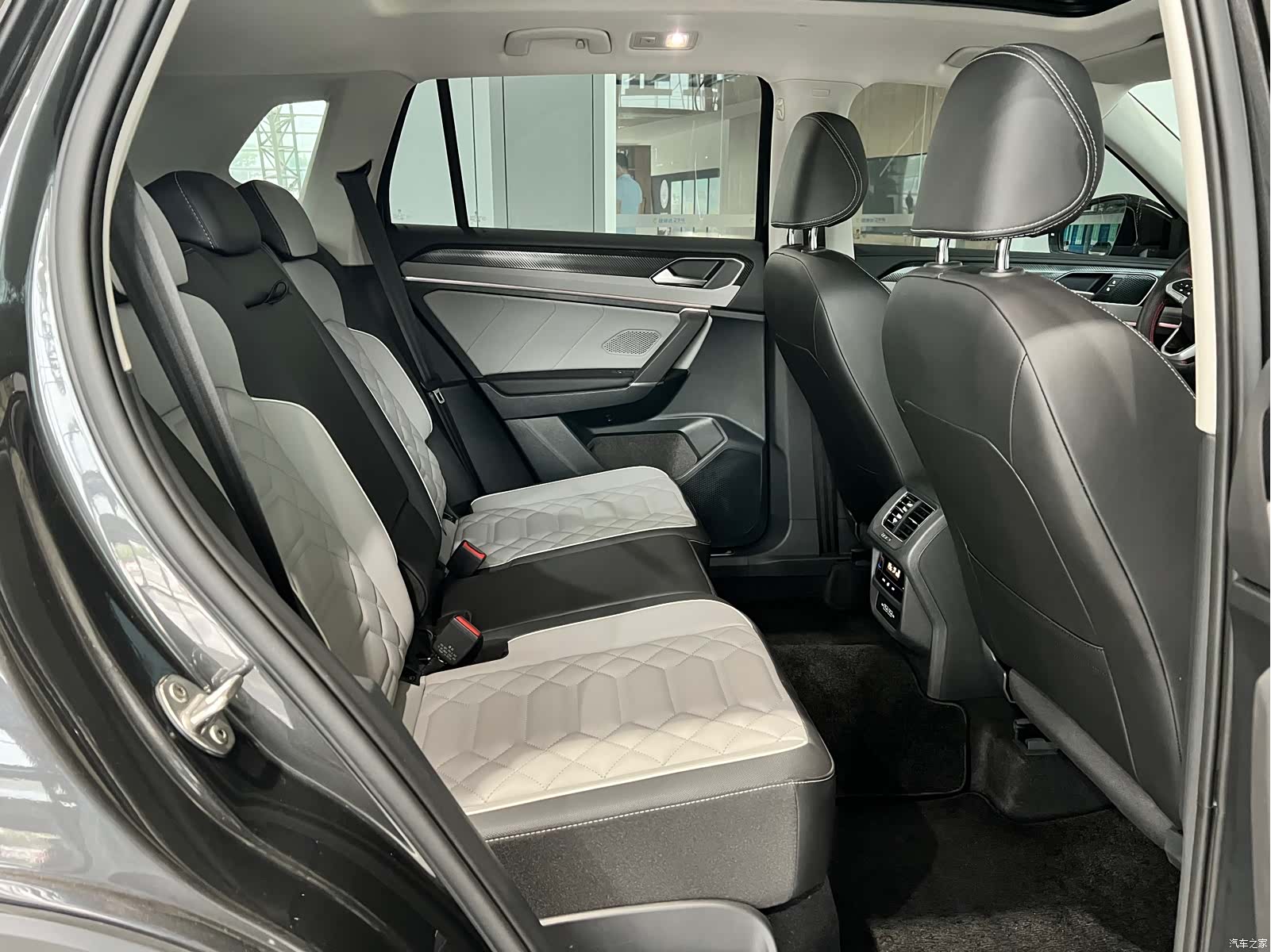 Volkswagen Tayron, 2024 12