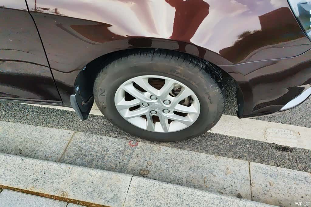 Geely Emgrand, 2016 6