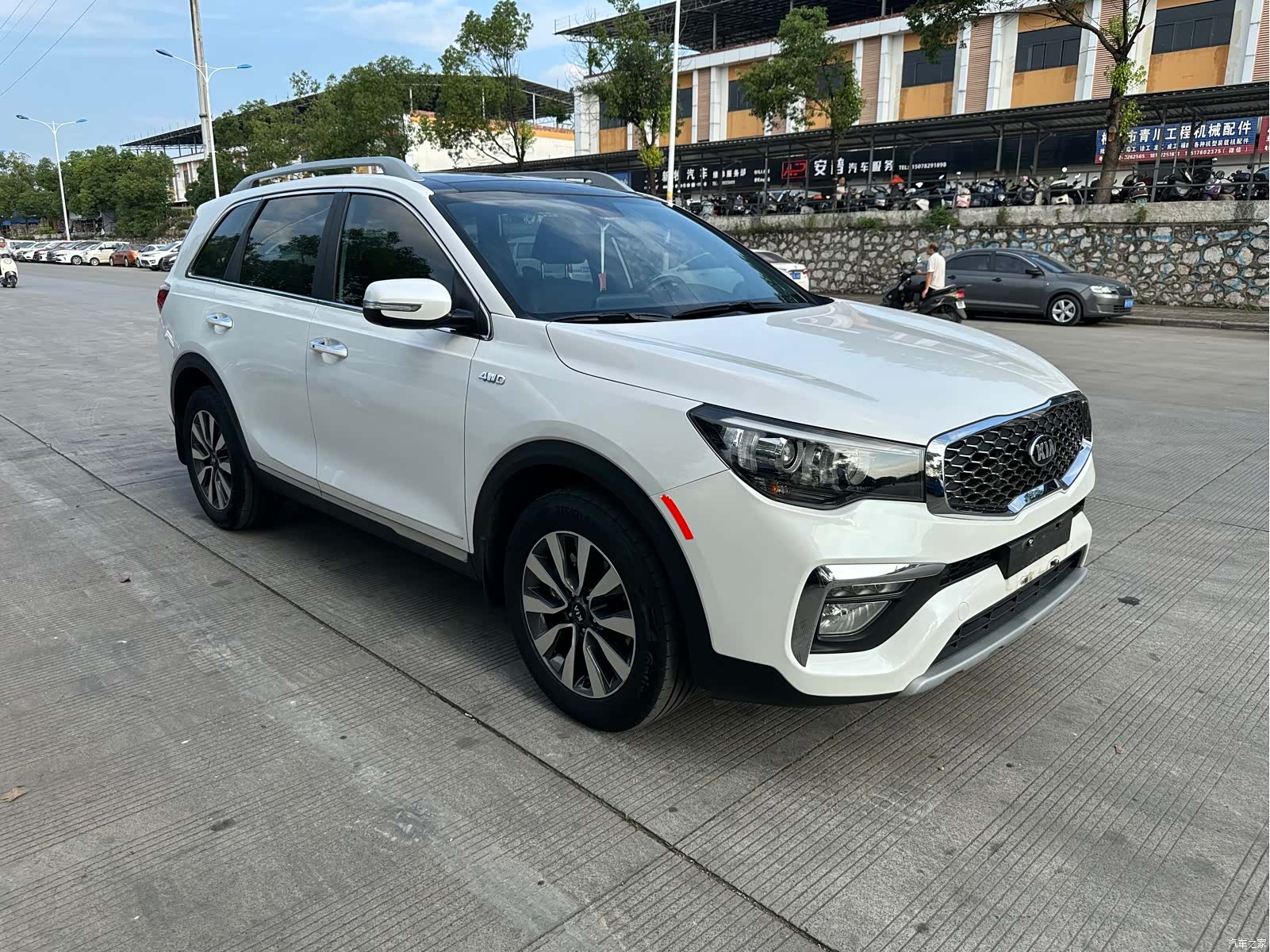 Kia KX7, 2017 11