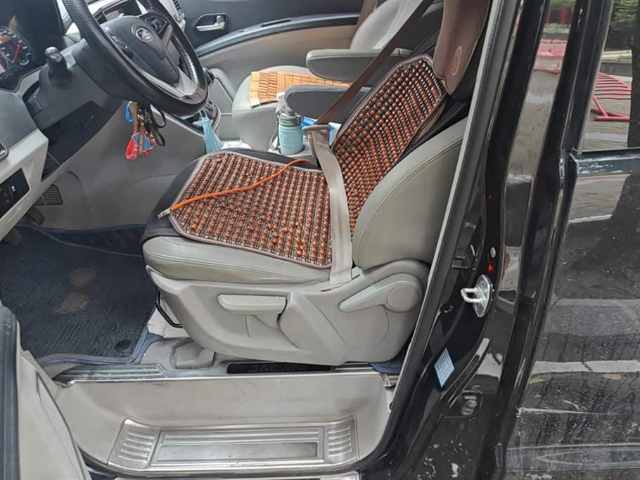 JAC Refine Ruifeng M4