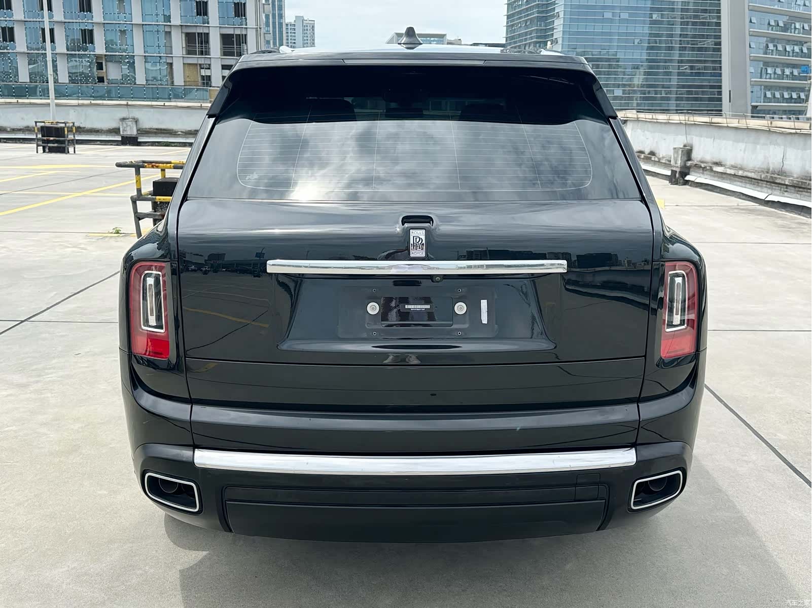 Rolls-Royce Cullinan, 2019 все фото