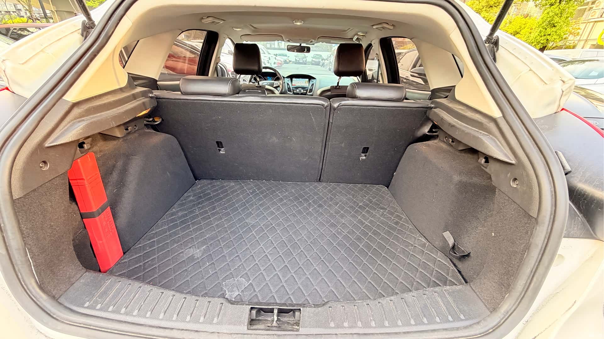 Ford Focus, 2016 23