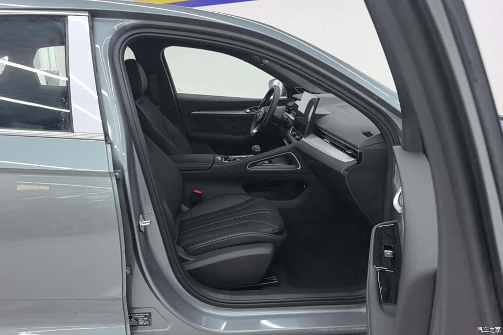 Geely Preface, 2026 8