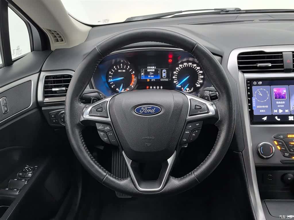 Ford Mondeo, 2019 11