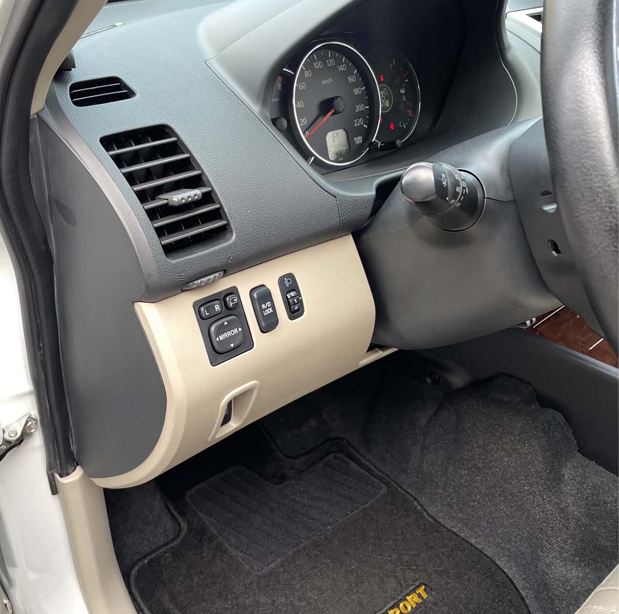 Mitsubishi Pajero, 2015 14