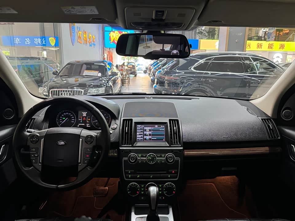 Land Rover Freelander 2