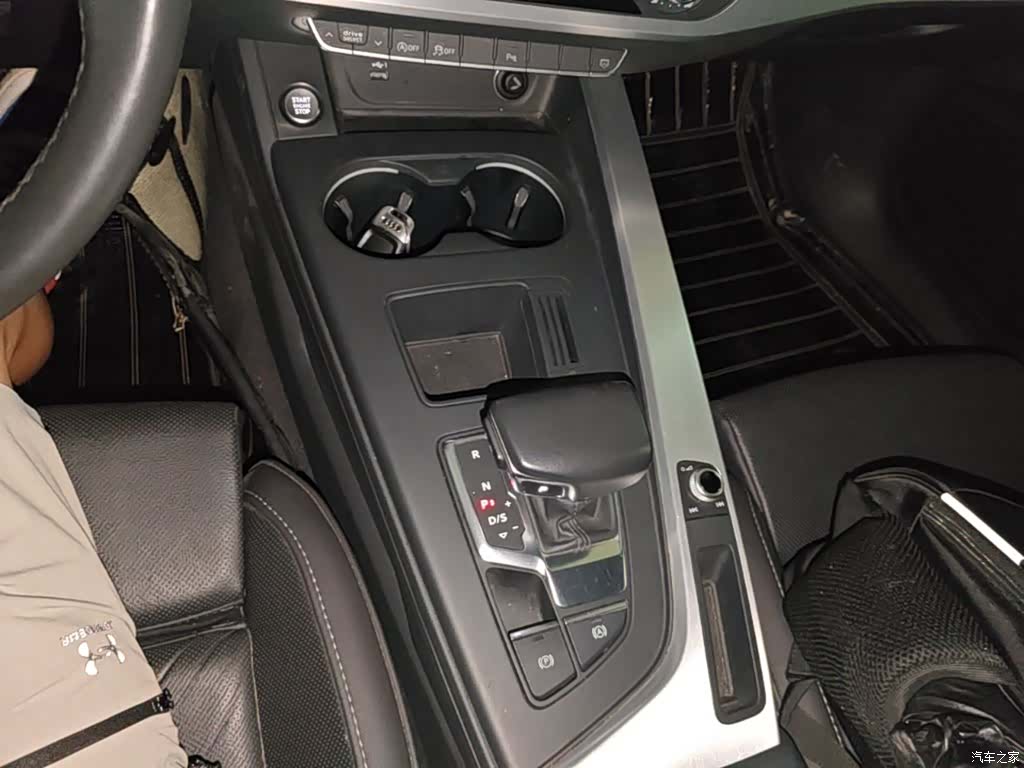 Audi A4L, 2022 21