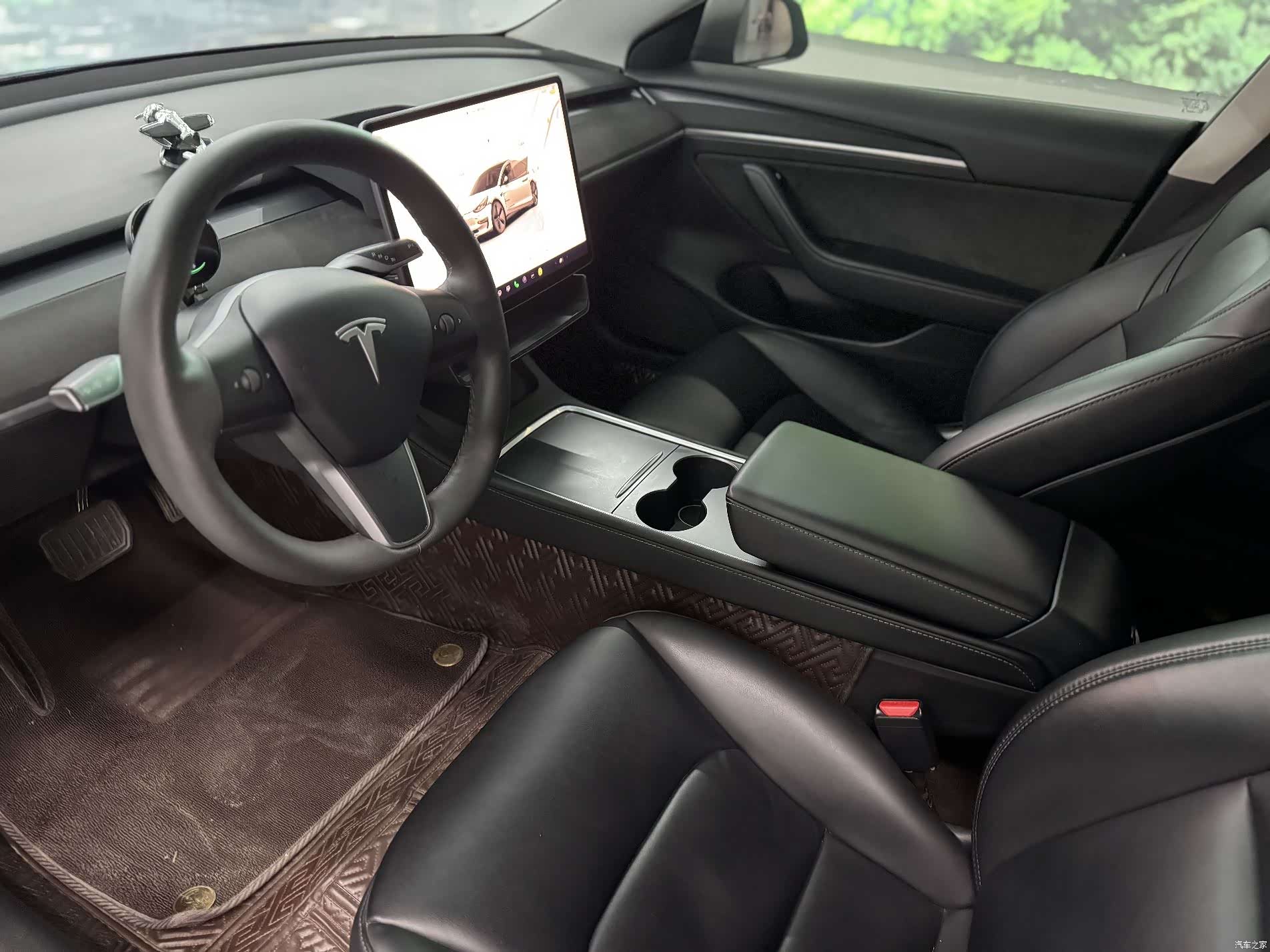 Tesla Model 3, 2022 10