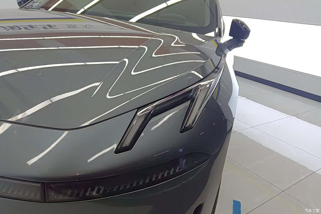 Lynk & Co 02, 2025 все фото