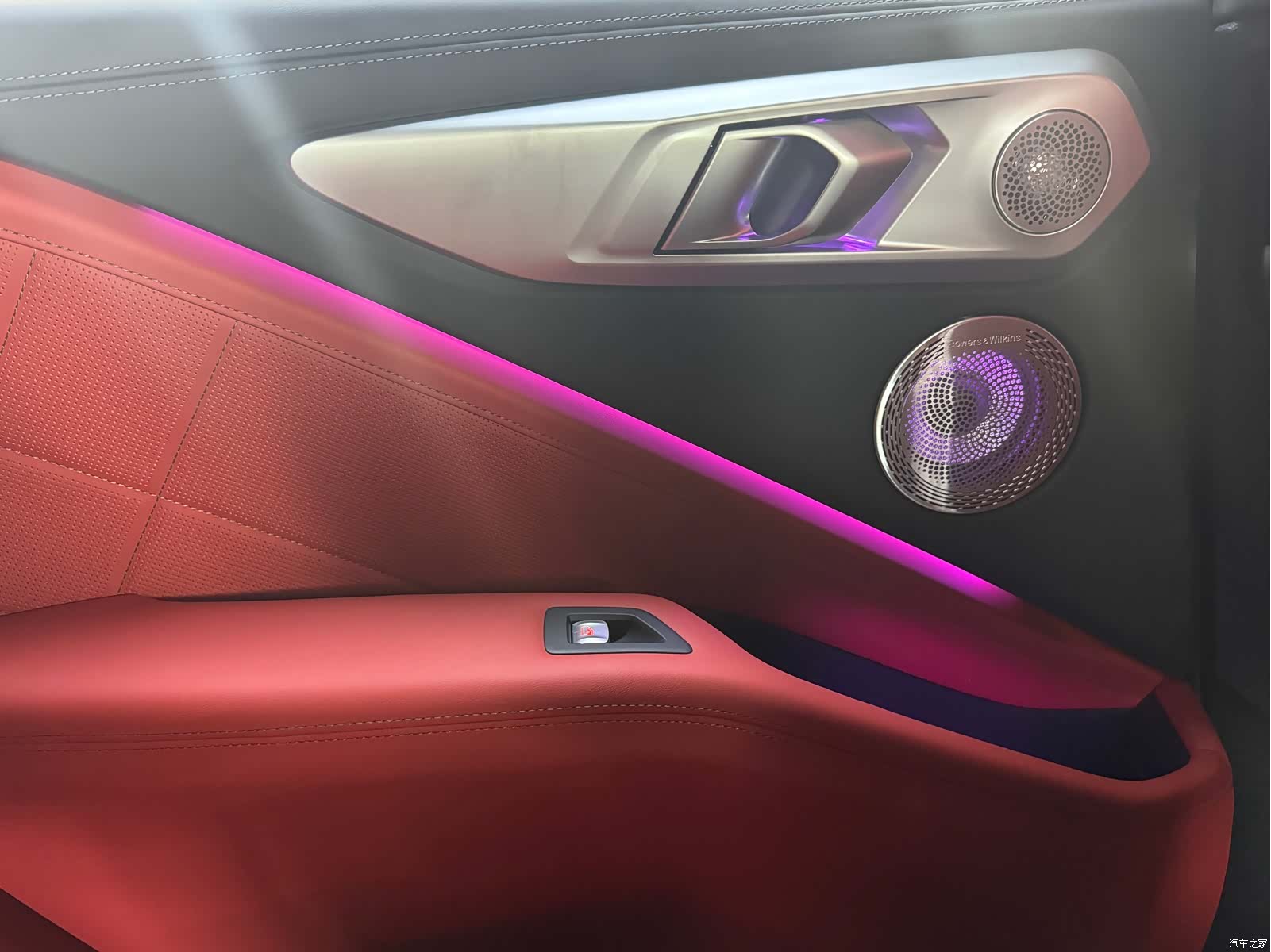 BMW XM, 2023 11