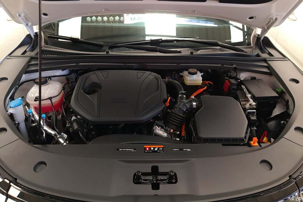 Geely A7, 2025 10