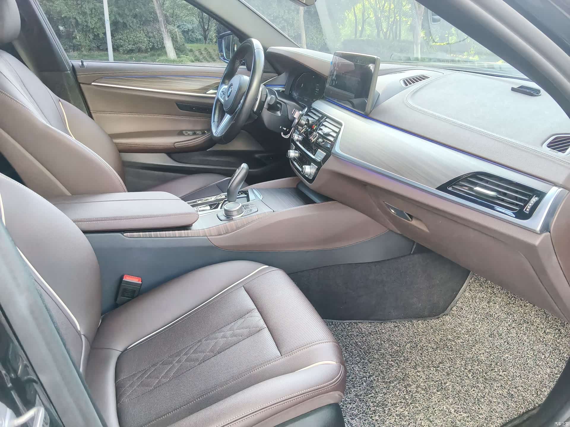 BMW 5 Series, 2022 7