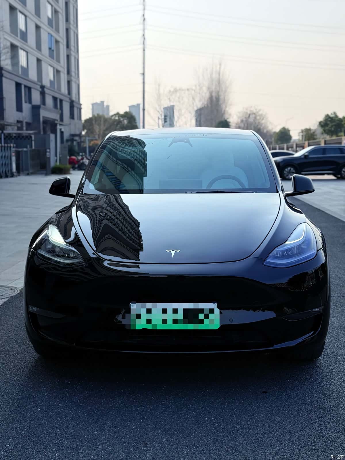 Tesla Model Y, 2023 2
