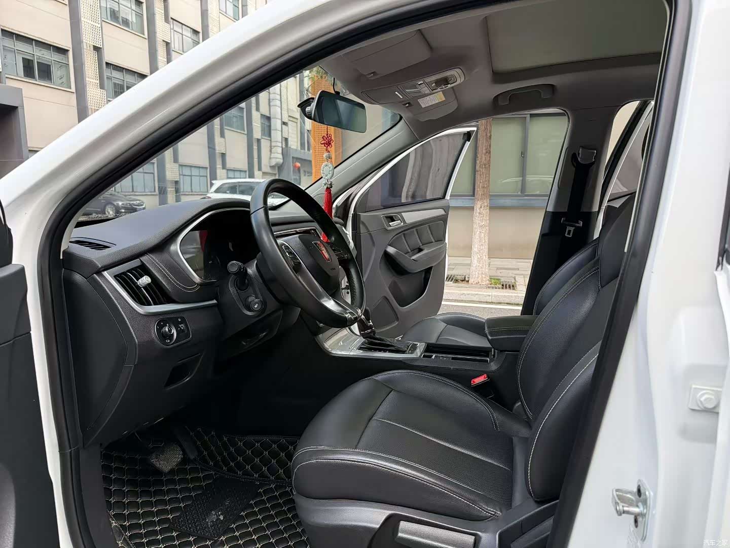 Roewe RX5, 2018 7