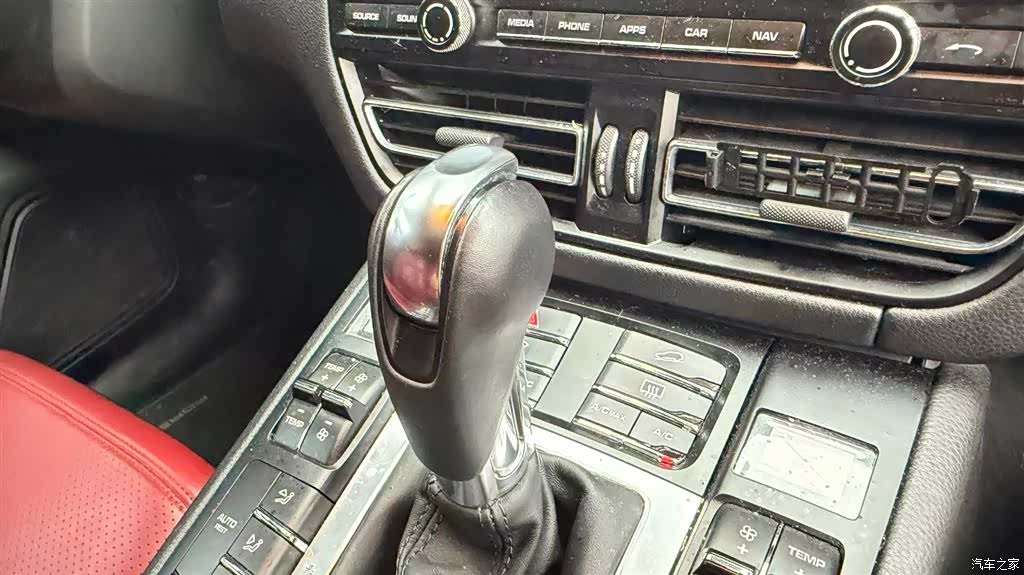 Porsche Macan, 2021 14