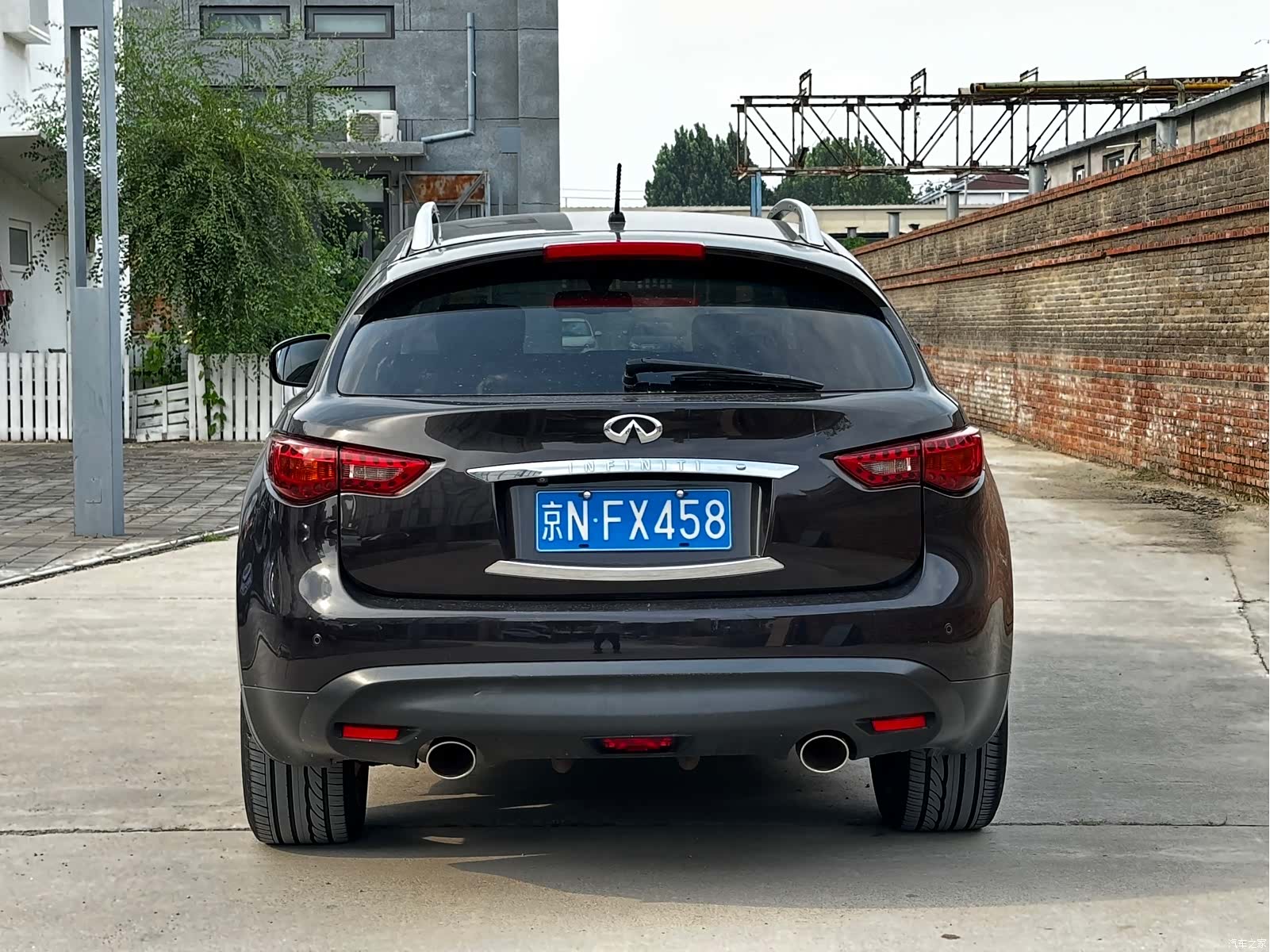 Infiniti FX35, 2012 17