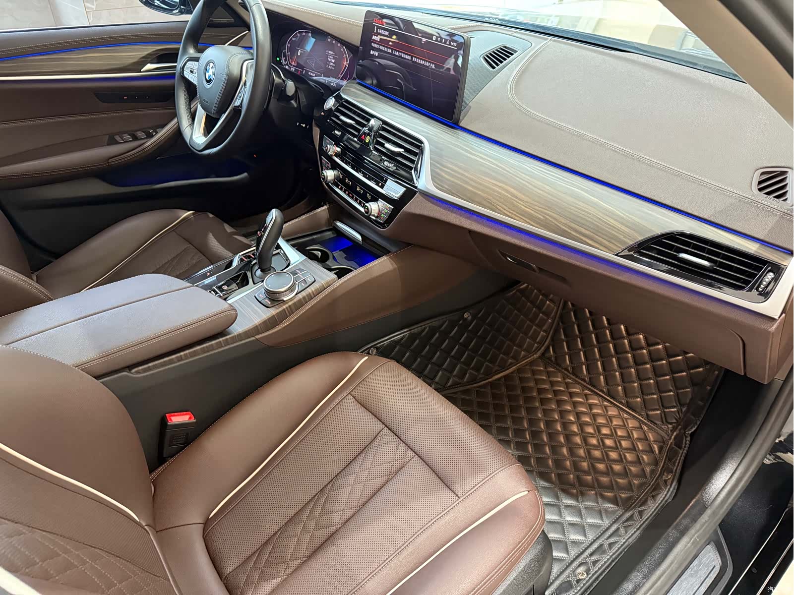 BMW 5 Series, 2023 11