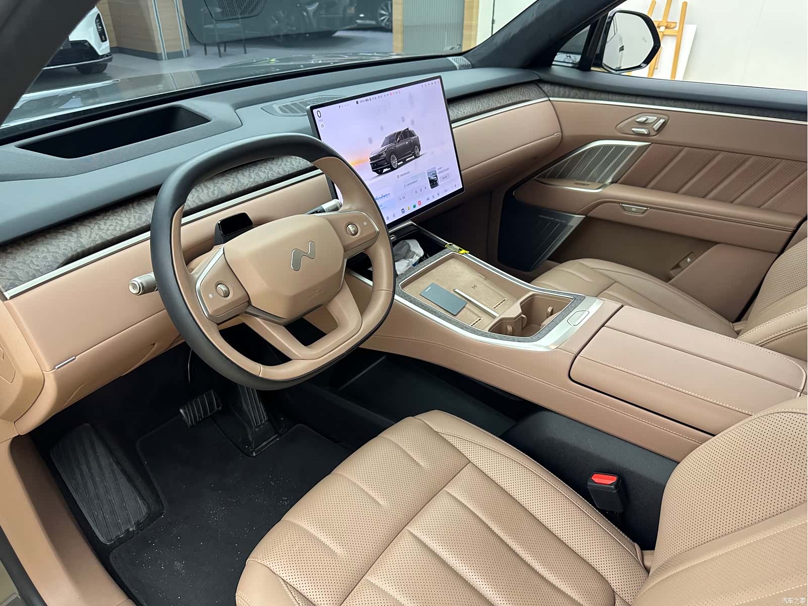 NIO L90, 2025 6