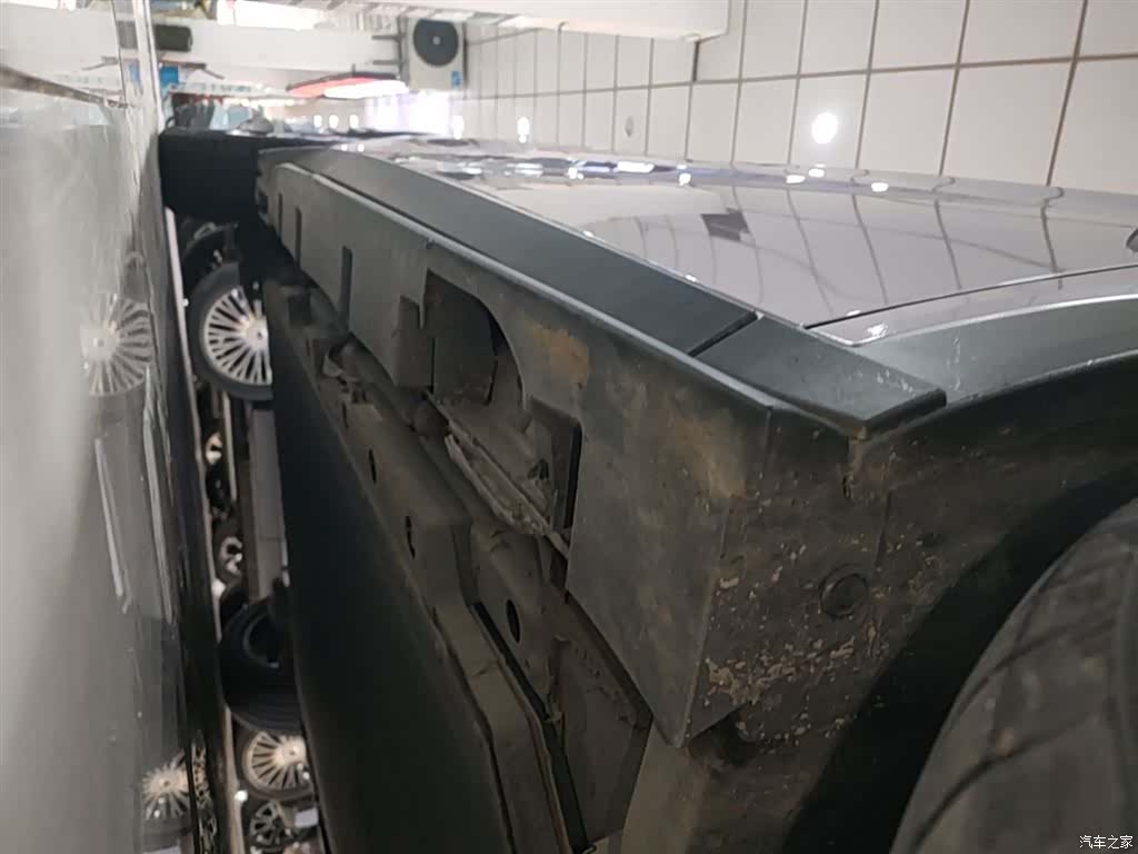 BYD Dolphin, 2022 21