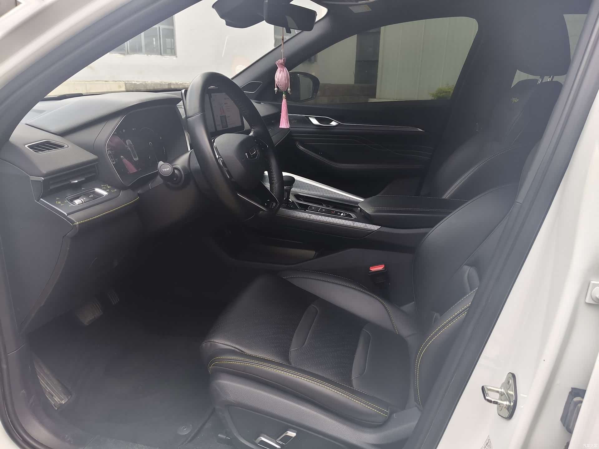 Geely Preface, 2023 все фото