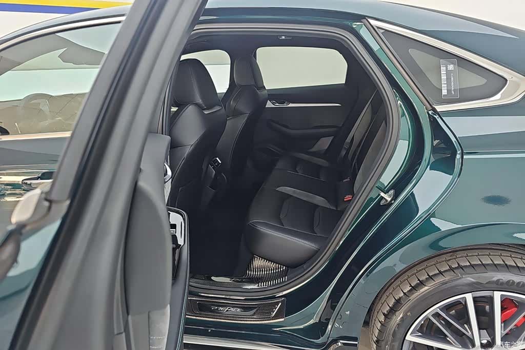 Geely Preface, 2022 11