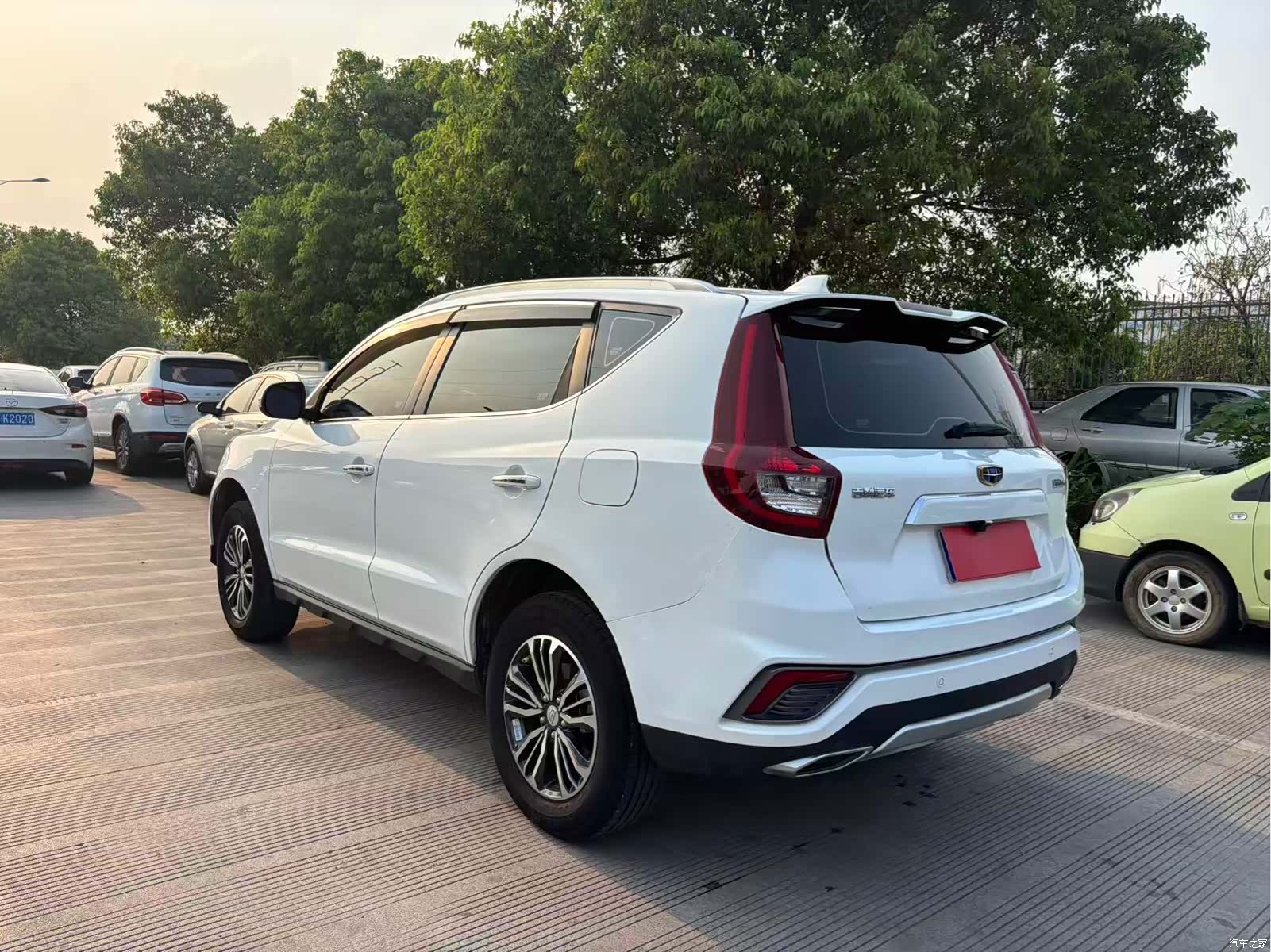 Geely X6, 2019 9