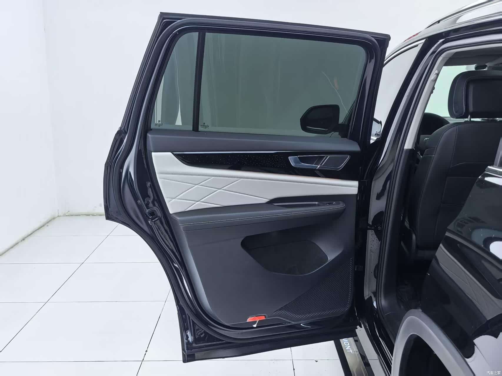 Volkswagen Teramont, 2025 13