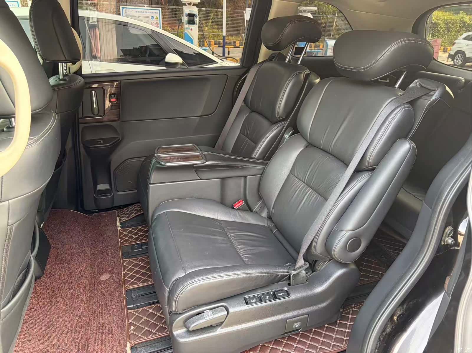 Honda Elysion, 2018 4