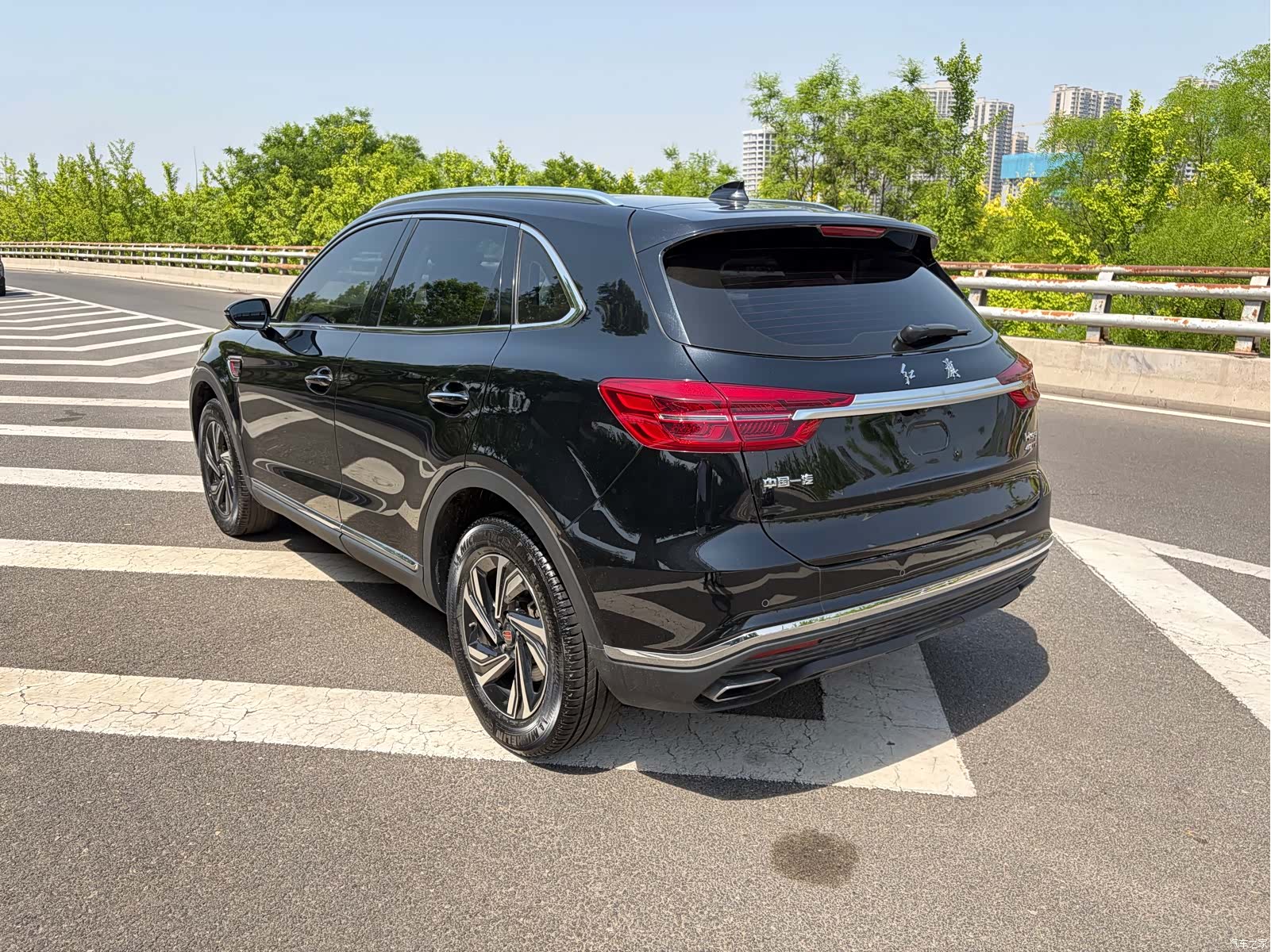 Hongqi HS5, 2023 7
