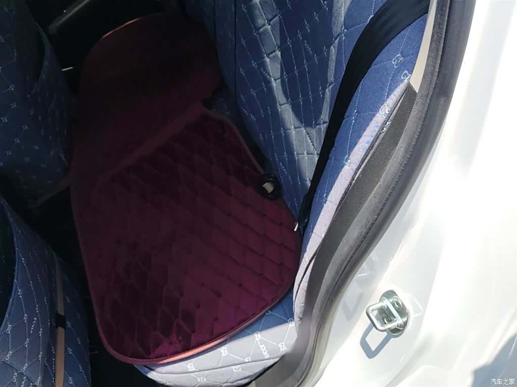 Chevrolet 320, 2019 17