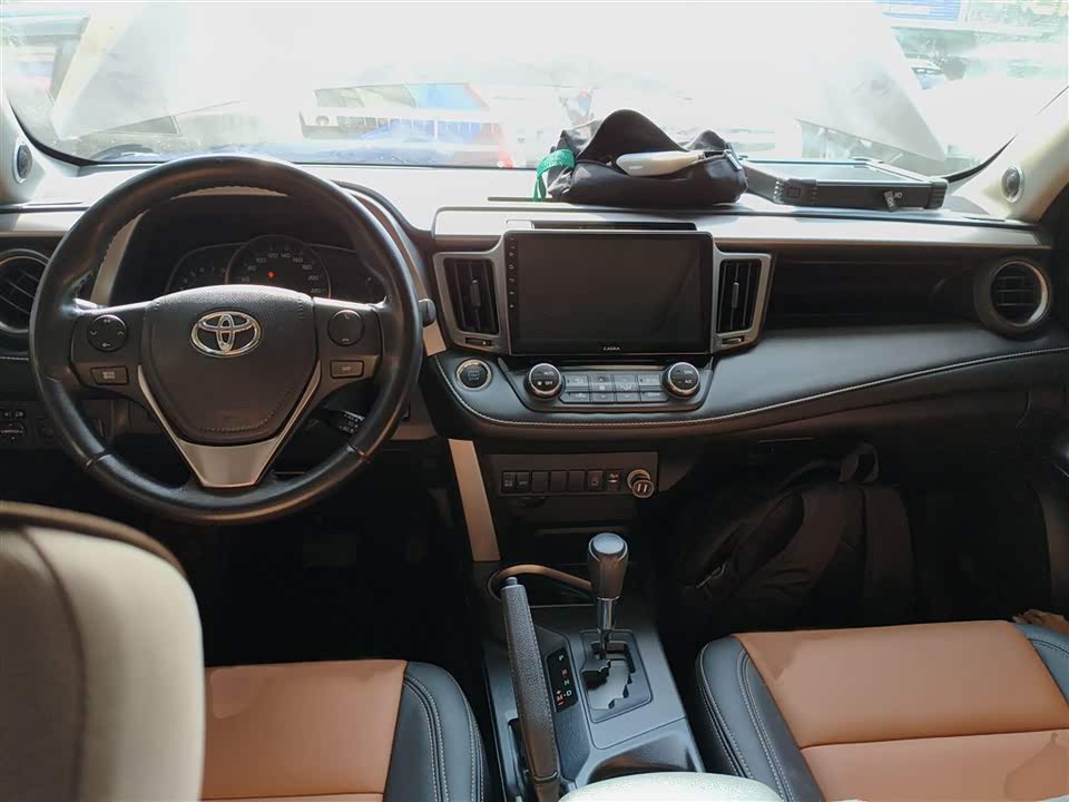 Toyota RAV4 Rongfang
