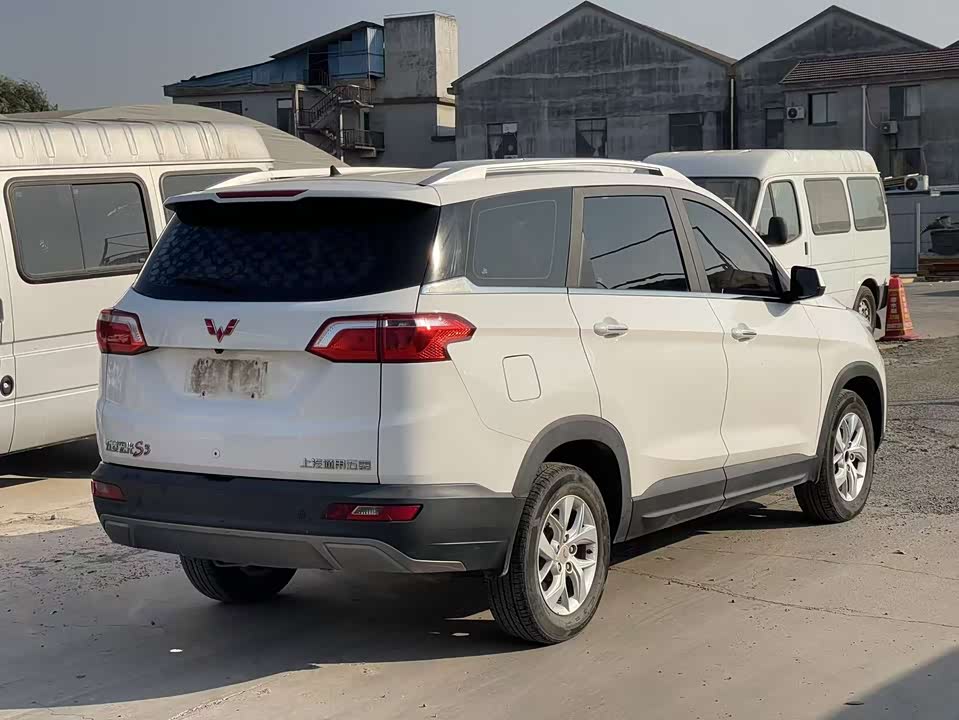 Wuling Wuling Hongguang S3