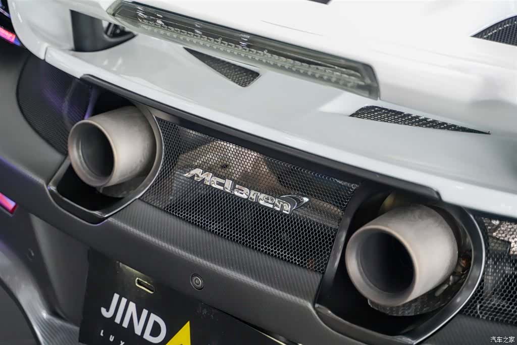 McLaren 675LT, 2017 26