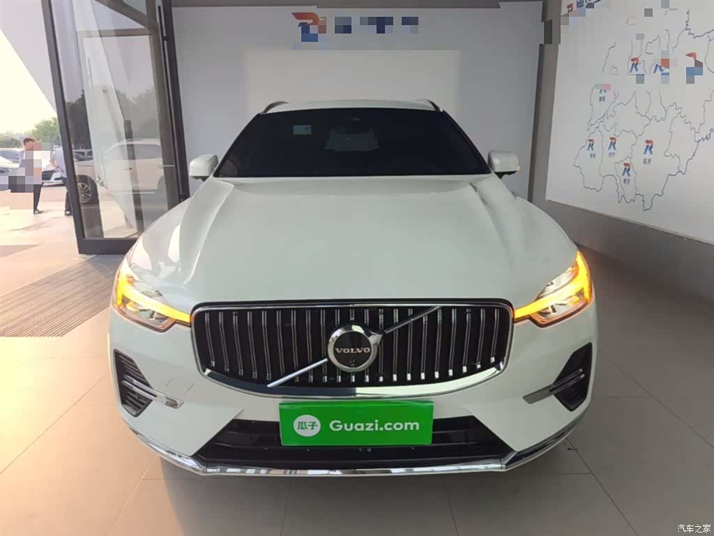 Volvo XC60, 2024 3