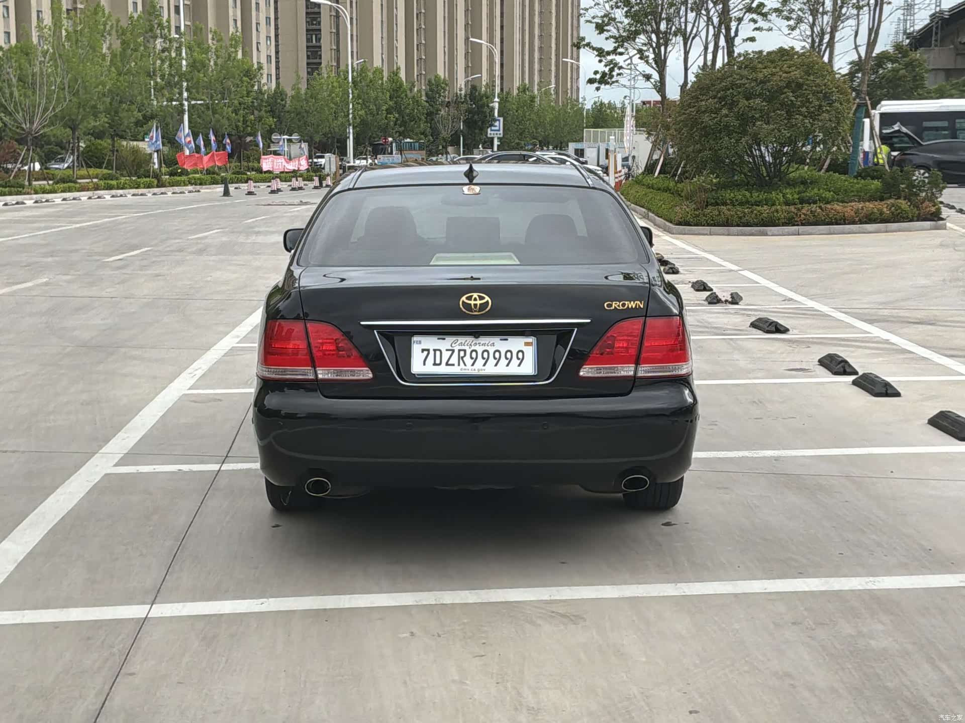 Toyota Crown, 2009 6