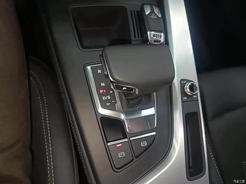 Audi A4L, 2021 14