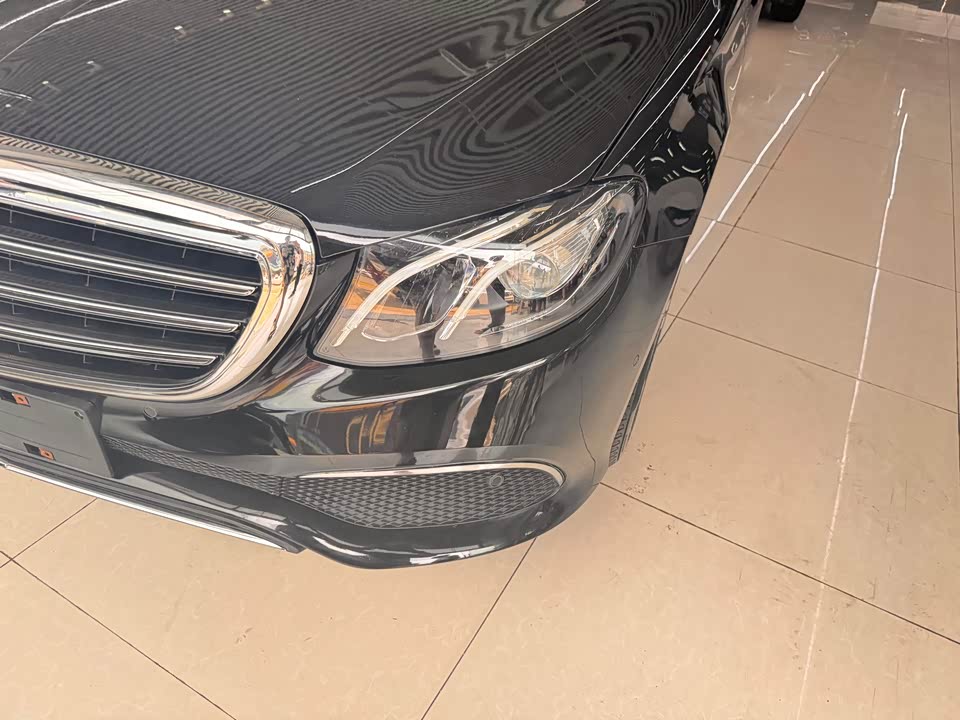 Mercedes-Benz E-class Mercedes-Benz E-class
