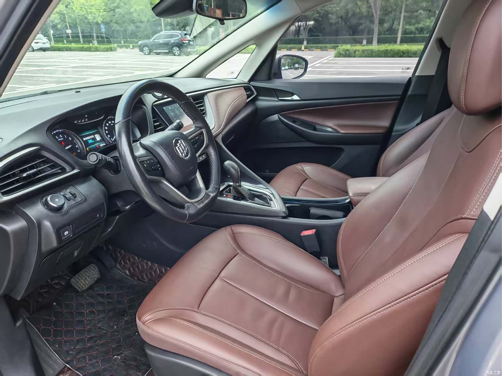 Buick GL6, 2018 4