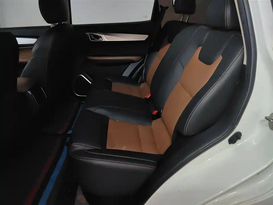 Geely Vision X6