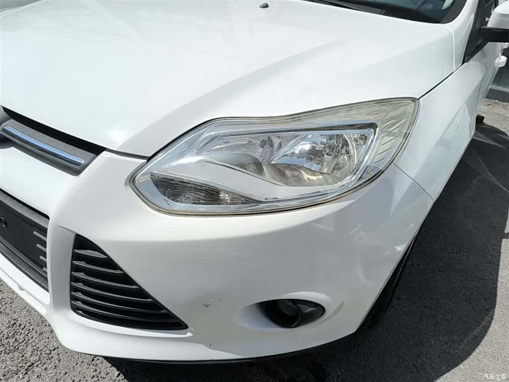 Ford Focus, 2014 24