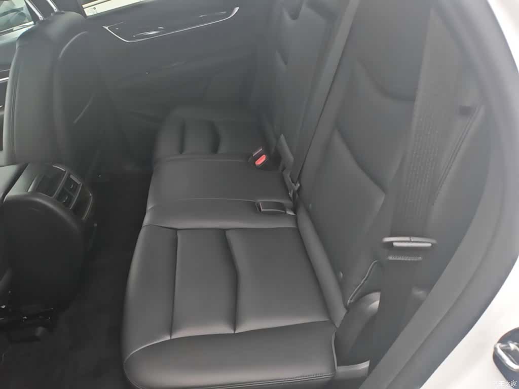 Cadillac XT5, 2019 13