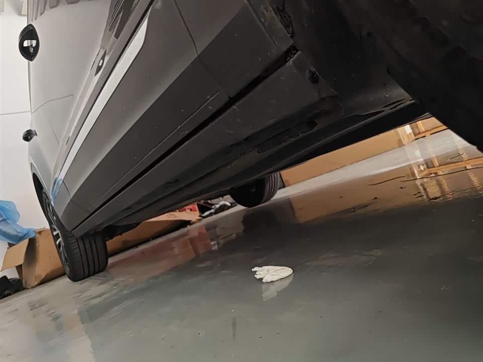 Volkswagen T-ROC exploring Songs