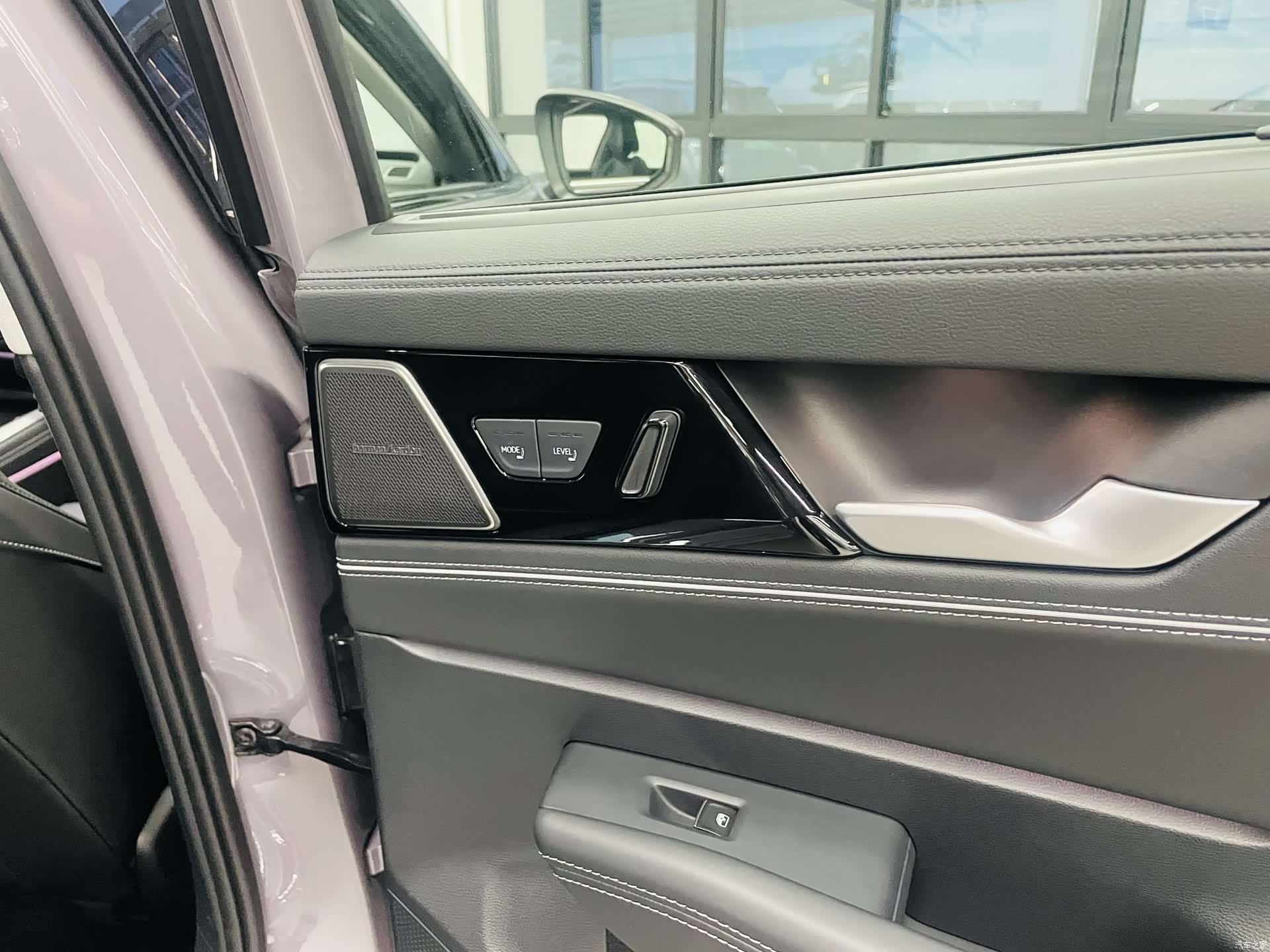 Volkswagen Passat, 2024 16