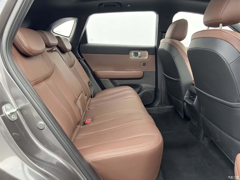 Wuling Starlight, 2024 12