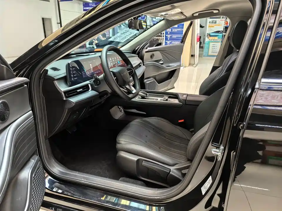 Chery Fulwin Fengyun A8