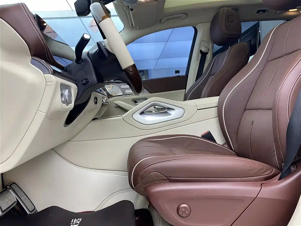 Mercedes-Benz GLS Mercedes-Benz GLS