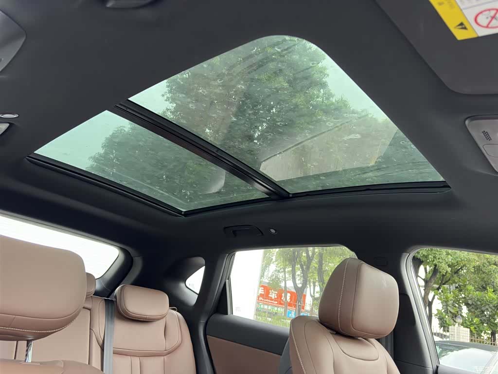 Wuling Starlight, 2024 17
