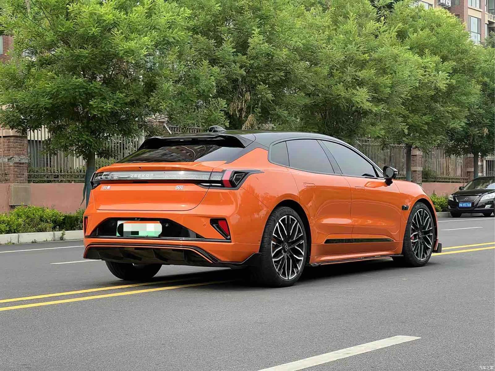 Zeekr 001, 2023 9