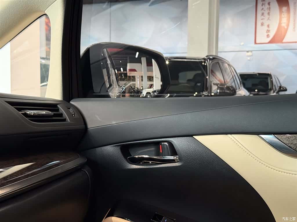 Toyota Vellfire, 2021 14