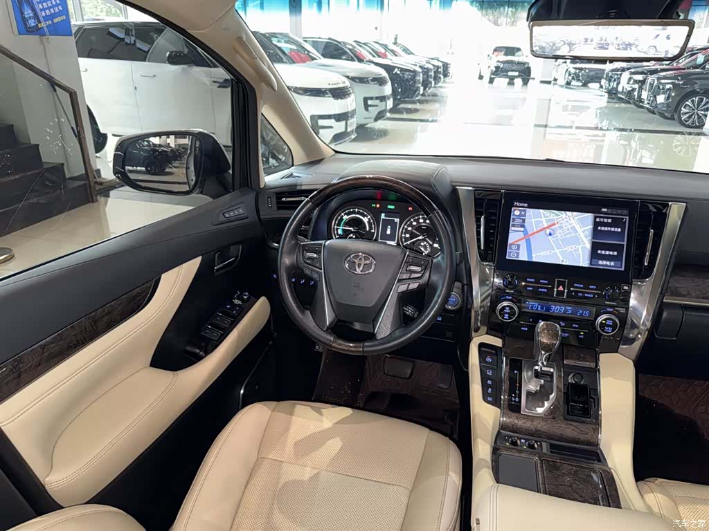 Toyota Vellfire, 2021 23